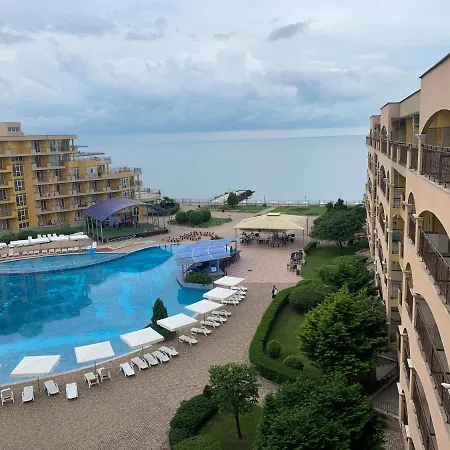 Beautiful Sea View In Midiya Family Grand Resort, Daire Aheloy